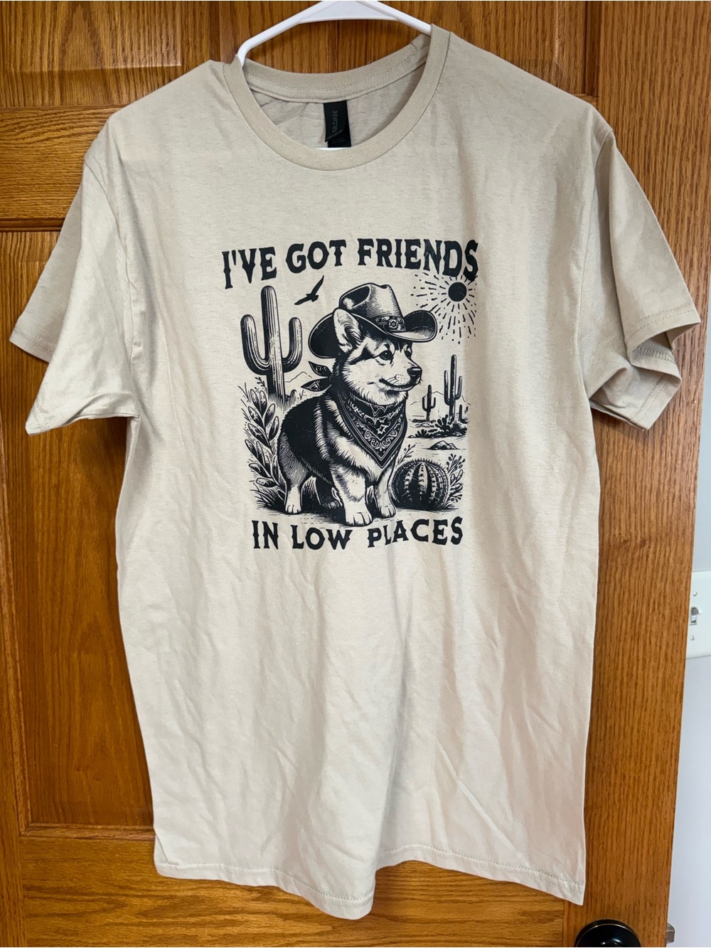 Corgi Graphic Tee - Beige "I've Got Friends in Low Places"
